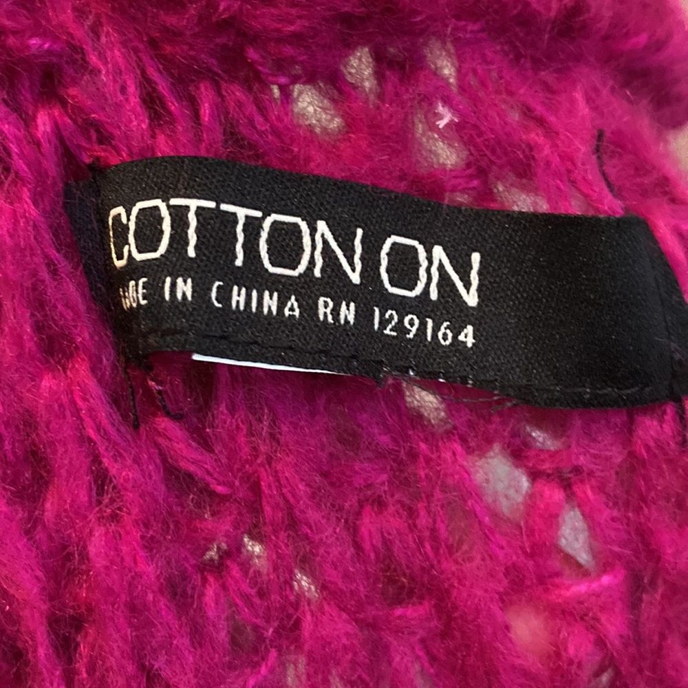 VGUC fuchsia infinity scarf - Picture 3 of 3